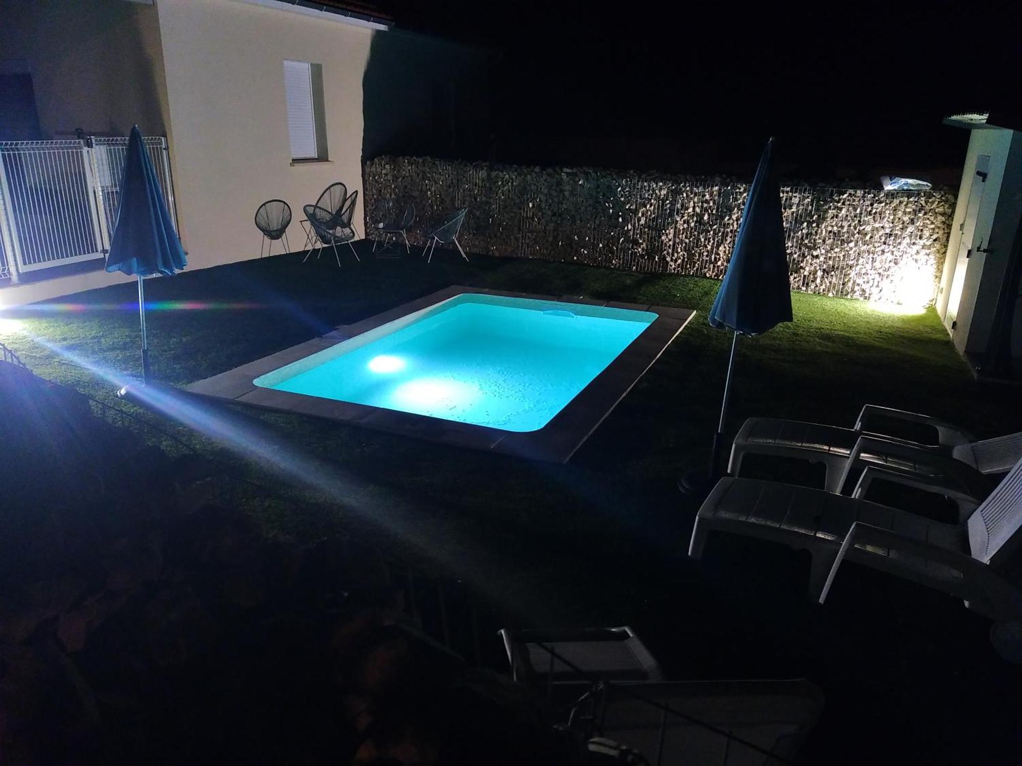 D&d Avec Piscine Privative