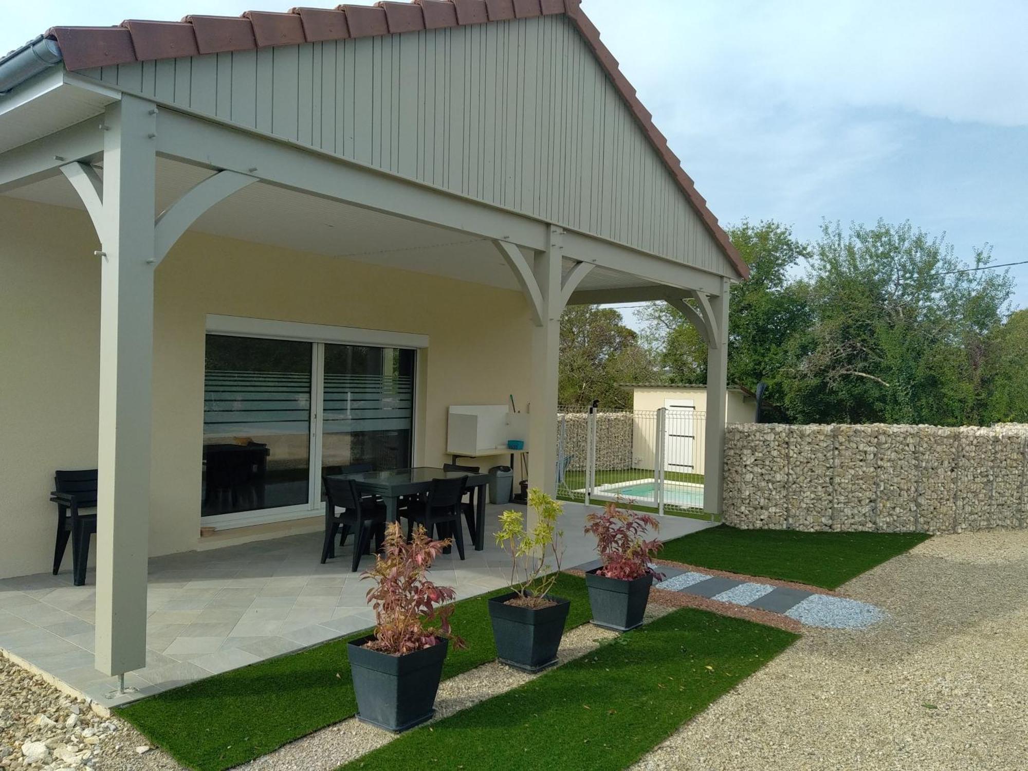 D&d Avec Piscine Privative Holiday home Martel